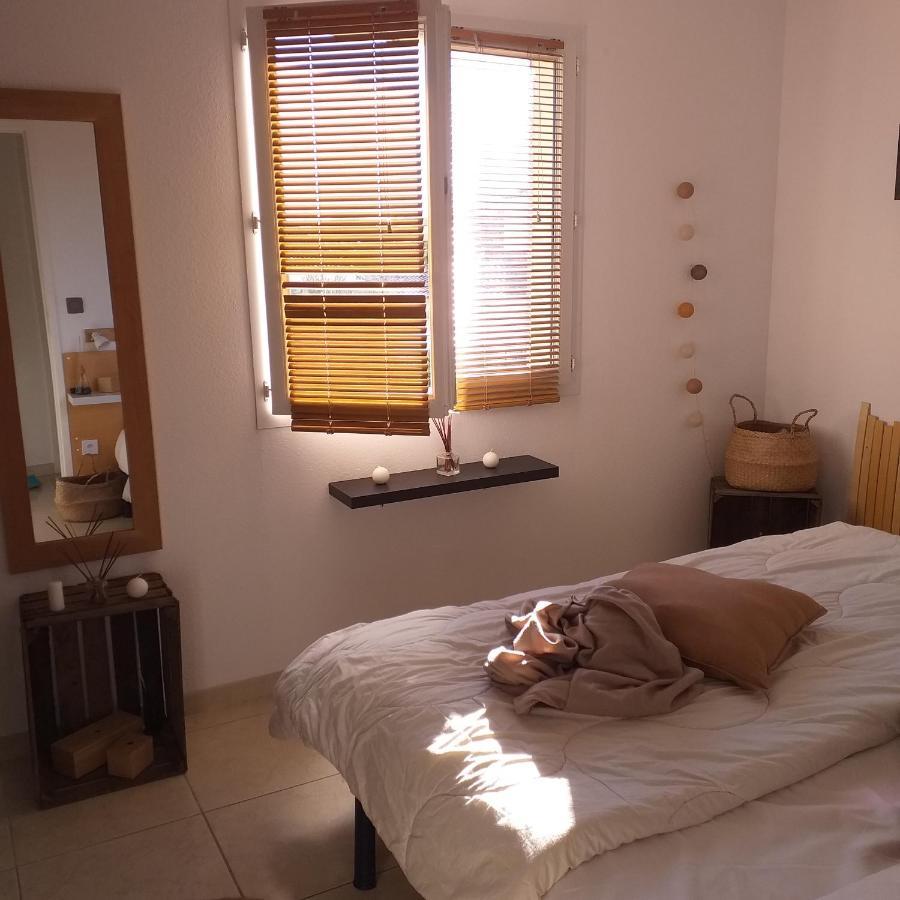 Chambre A 500 M Des Remparts 에그모르트 외부 사진